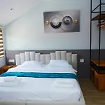 Hotel Iseberi 4*
